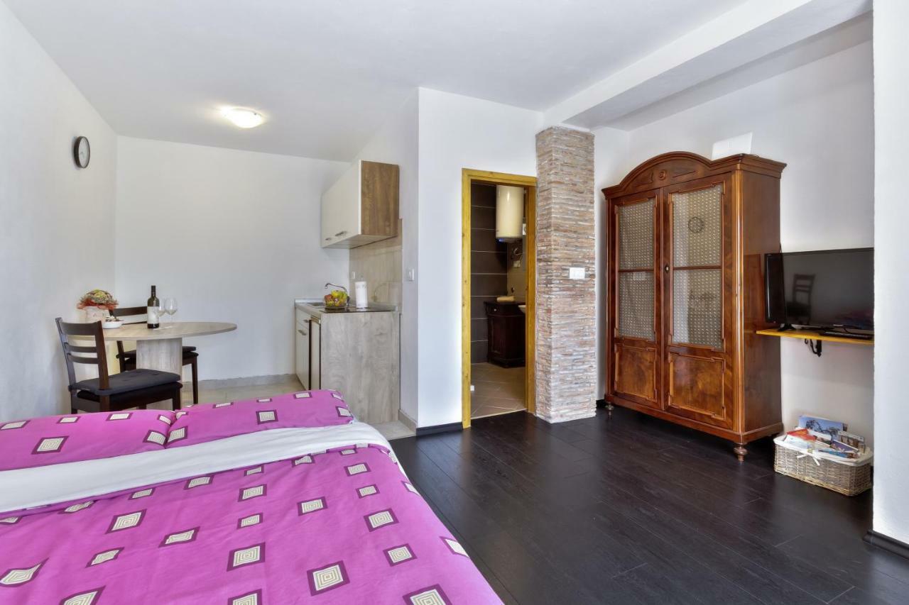 Apartmani Anna أوماغ المظهر الخارجي الصورة