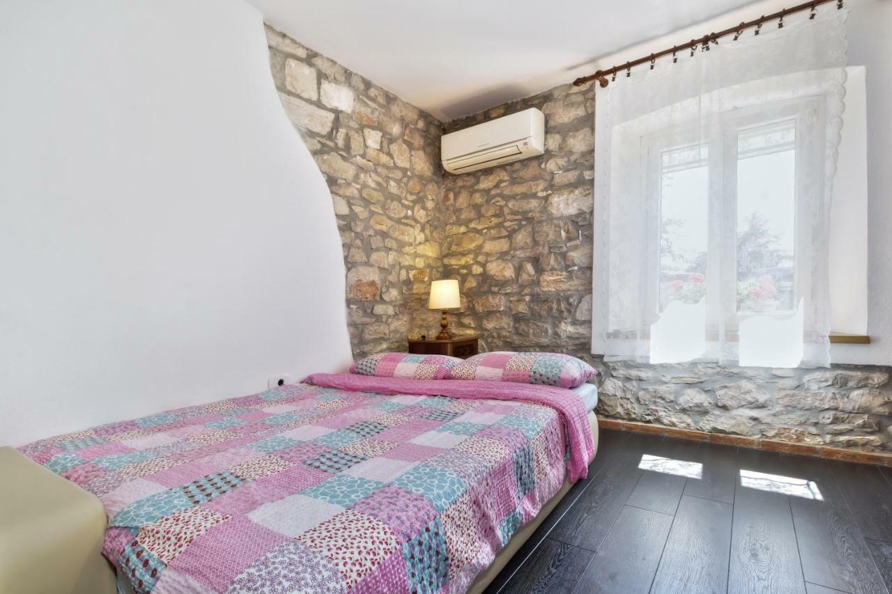 Apartmani Anna أوماغ المظهر الخارجي الصورة