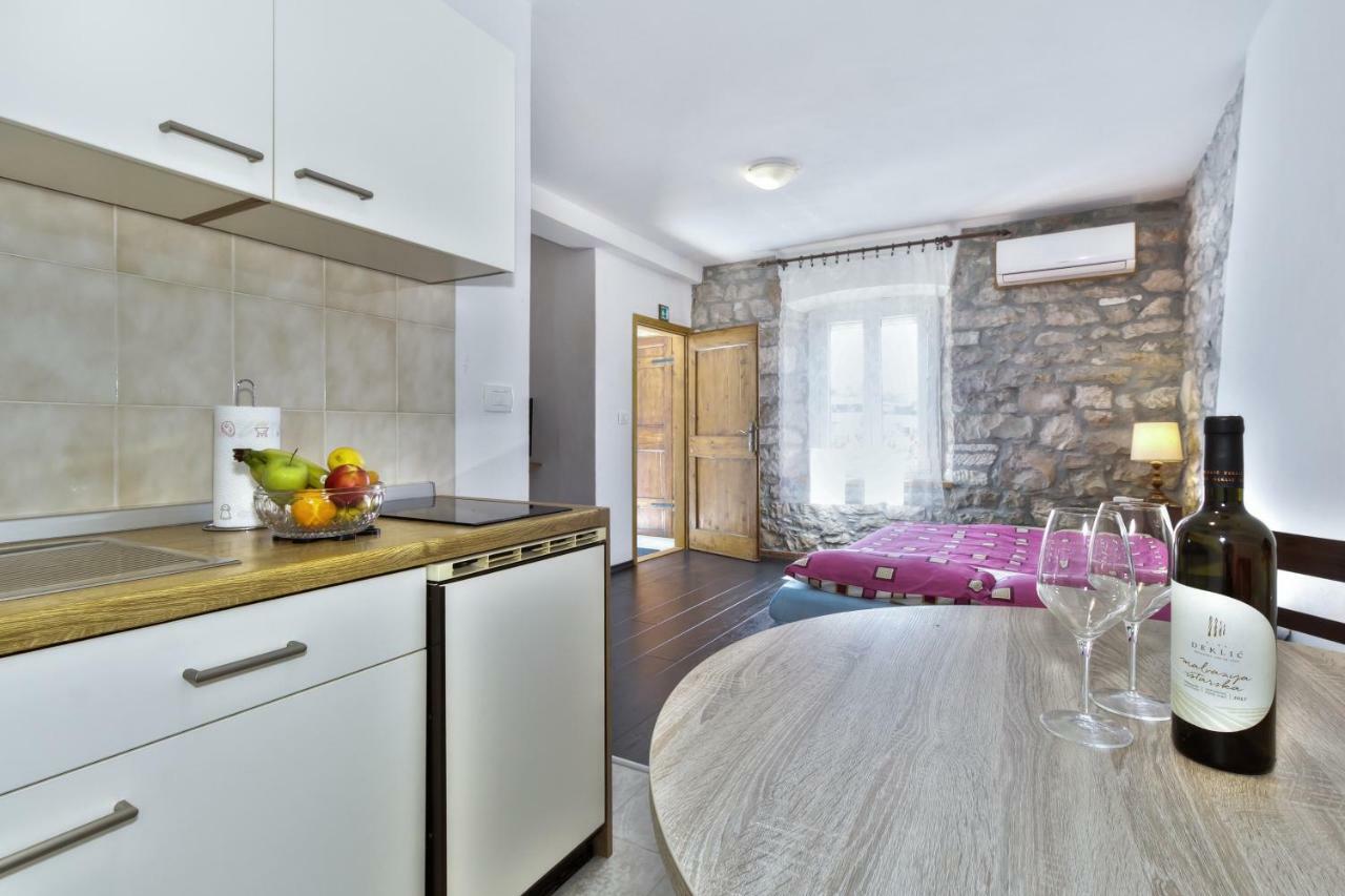 Apartmani Anna أوماغ المظهر الخارجي الصورة